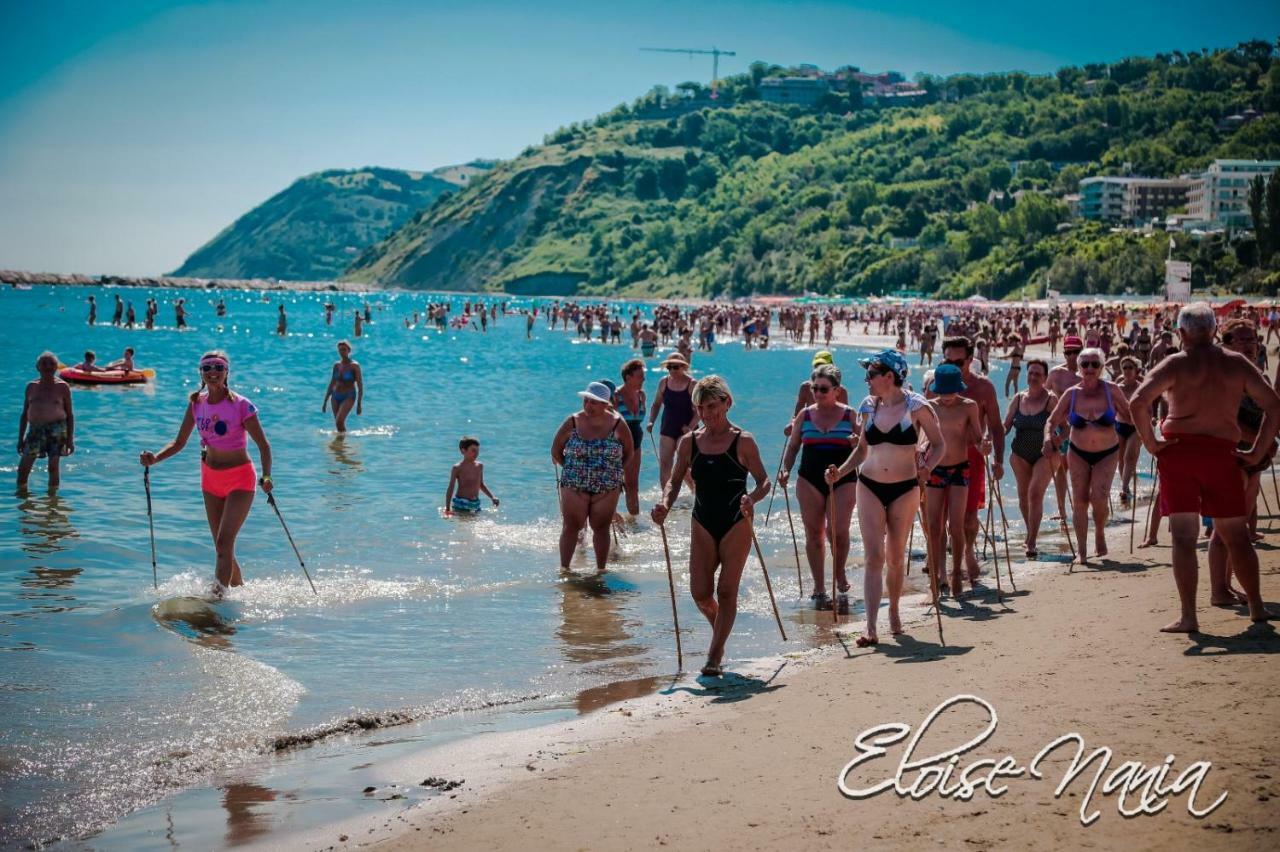 Hotel Resort Marinella Gabicce Mare Buitenkant foto